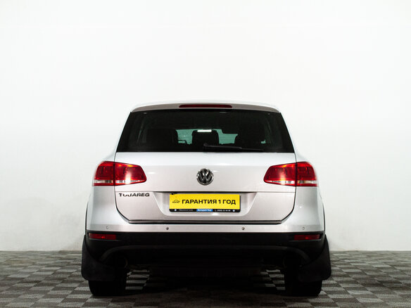 2012 Volkswagen Touareg II, серебристый, 1599000 рублей - вид 4