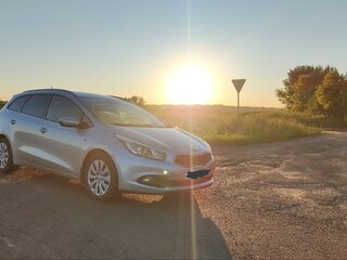 2013 Kia Ceed II, серебристый, 999999 рублей, вид 2