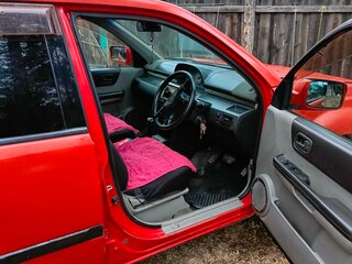 2001 Nissan X-Trail I, красный, 400000 рублей, вид 4
