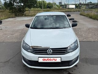 2017 Volkswagen Polo V Рестайлинг, белый, 400000 рублей, вид 2