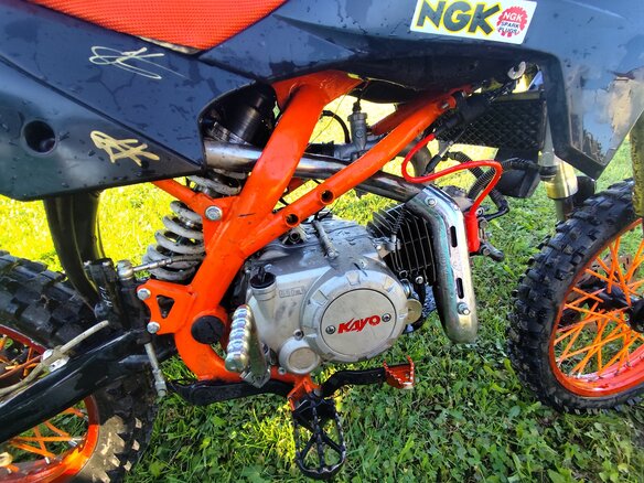 2022 Kayo Evolution YX140EM, чёрный, 55000 рублей - вид 2