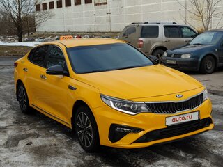 2018 Kia Optima IV Рестайлинг, жёлтый, 1500000 рублей, вид 4