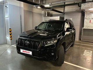 2022 Toyota Land Cruiser Prado 150 Series Рестайлинг 3, чёрный, 5690000 рублей, вид 1