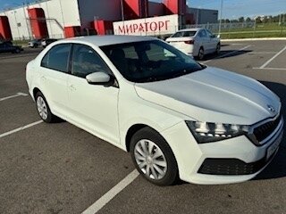 2021 Skoda Rapid II, белый, 900000 рублей, вид 2