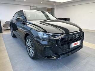 2025 Audi Q8 45 TDI I (4M) Рестайлинг, чёрный, 14250000 рублей, вид 3