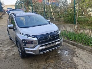 2024 Mitsubishi Xpander I Рестайлинг, серебристый, 3400000 рублей, вид 1