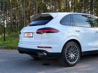 2015 Porsche Cayenne II Рестайлинг (958), белый, 2730000 рублей, вид 5