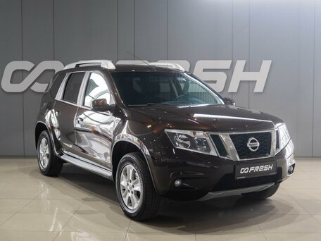 Nissan Terrano III (D10)