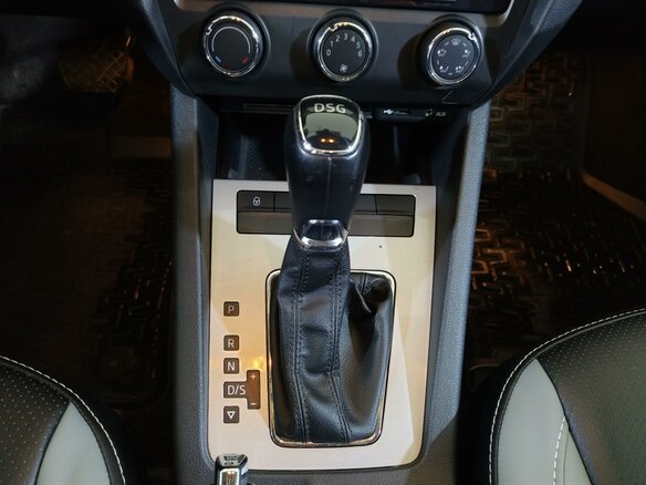 2013 Skoda Octavia III (A7), серебристый - вид 15