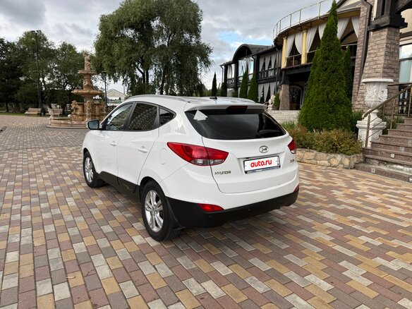 2013 Hyundai ix35 I, белый, 1100000 рублей - вид 6