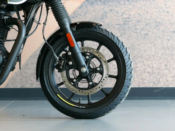 2025 Royal Enfield Hunter, чёрный, 462000 рублей - вид 5