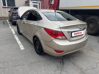 2011 Hyundai Solaris I, бежевый, 299000 рублей, вид 5