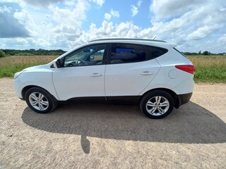 2011 Hyundai ix35 I, белый, 920000 рублей, вид 4
