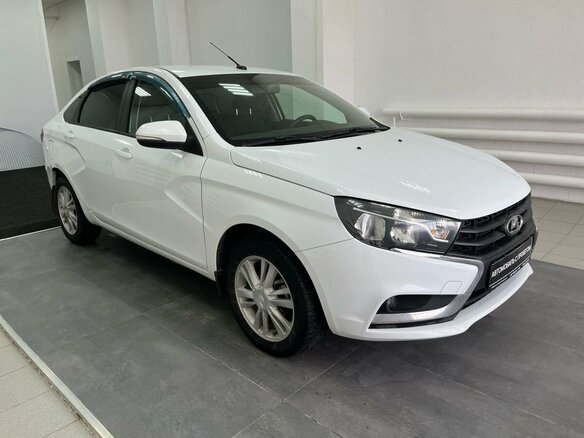2017 Lada (ВАЗ) Vesta I, белый - вид 2