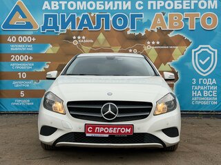 2015 Mercedes-Benz A-Класс 180 III (W176), белый, 1360000 рублей, вид 2