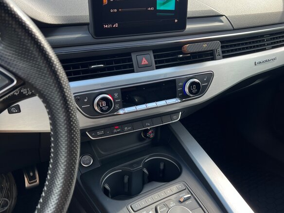 2016 Audi A4 V (B9), коричневый, 2200000 рублей - вид 32
