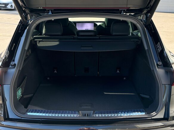 2025 Audi Q5 L III (GU), чёрный, 6490000 рублей - вид 15