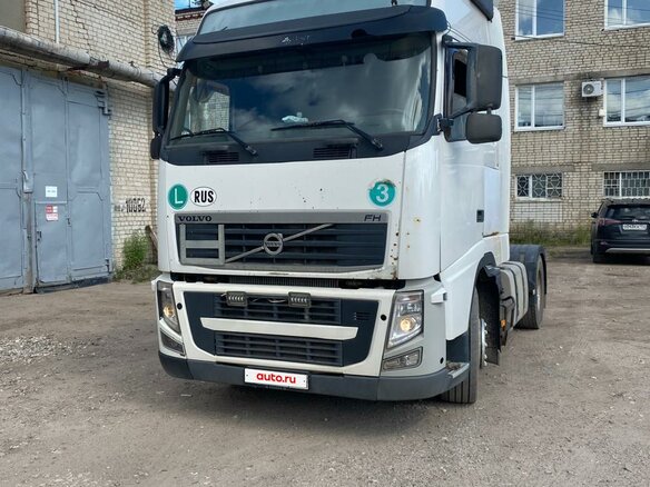 2011 Volvo FH, белый, 3500000 рублей - вид 1