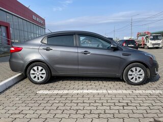 2012 Kia Rio 4-speed III, серый, 1180000 рублей, вид 4