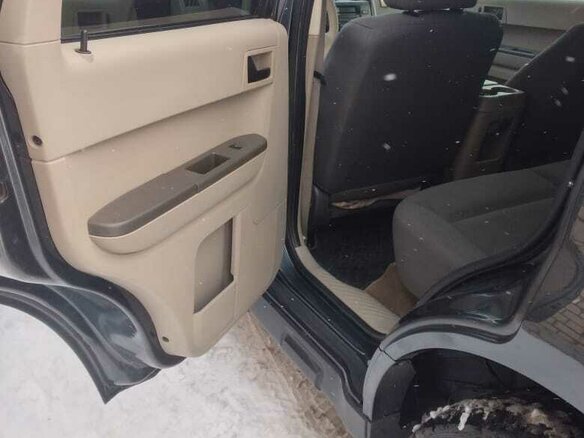 2008 Ford Escape II, серый - вид 9