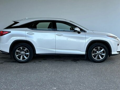 2018 Lexus RX 300 IV, белый, 4800000 рублей, вид 4