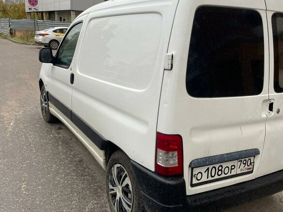 2011 Citroen Berlingo, белый, 400000 рублей - вид 8