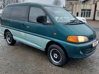 1995 Mitsubishi Space Gear I, зелёный, 750000 рублей, вид 2