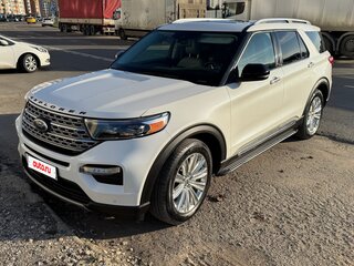 2021 Ford Explorer VI, белый, 4400000 рублей, вид 2