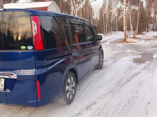 2015 Honda Stepwgn Spada V, синий, 1690000 рублей, вид 4