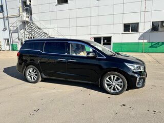 2019 Kia Carnival III, чёрный, 2870000 рублей, вид 3