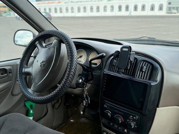 2001 Dodge Caravan 3-speed IV, пурпурный, 600000 рублей - вид 17