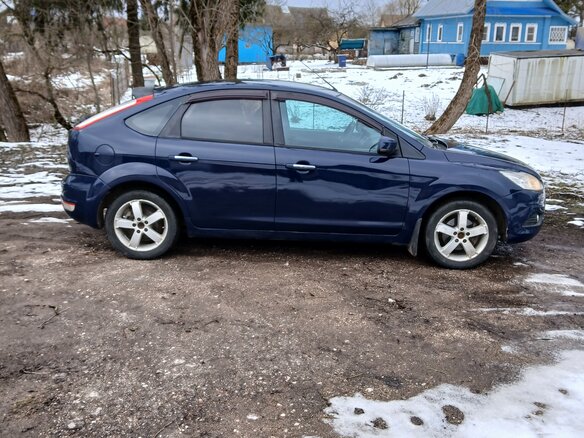 2010 Ford Focus II Рестайлинг, синий, 450000 рублей - вид 2