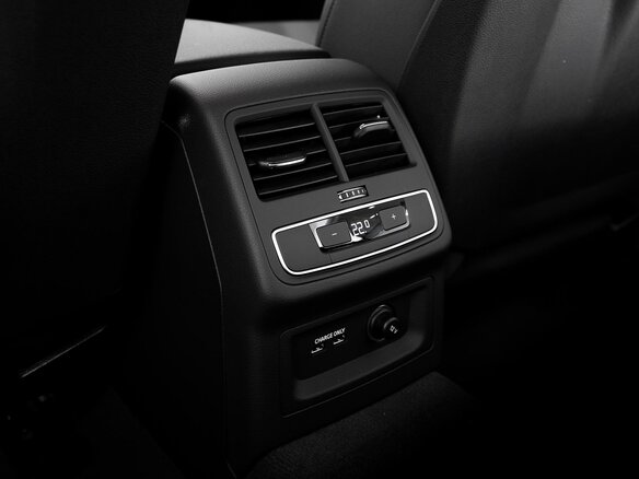 2021 Audi A4 35 TFSI V (B9) Рестайлинг, синий - вид 15