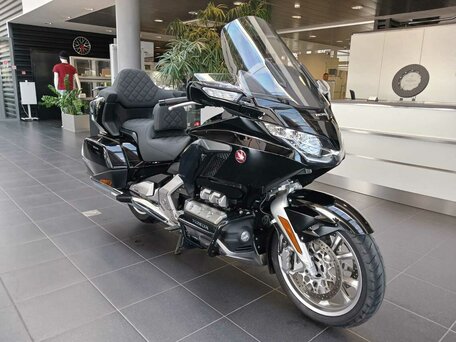 2019 Honda GL 1800 Gold Wing, чёрный, 2499000 рублей, вид 1