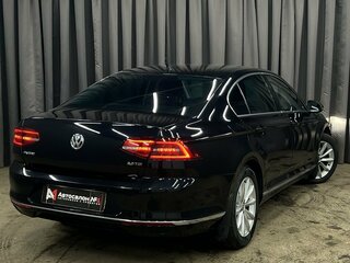 2017 Volkswagen Passat DSG7 B8, чёрный, 1889900 рублей, вид 2