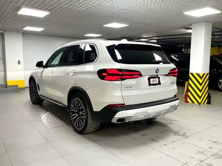 2023 BMW X5 40i IV (G05/G18) Рестайлинг, белый, 14300000 рублей, вид 3