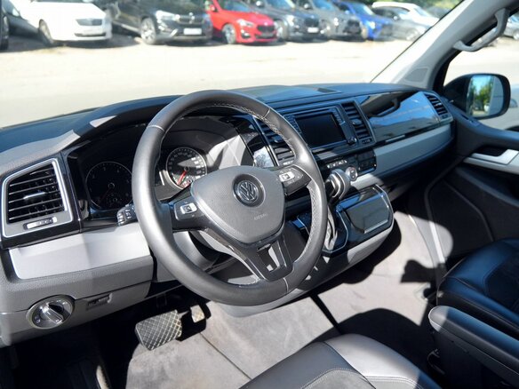2018 Volkswagen Multivan T6, чёрный, 3700000 рублей - вид 11