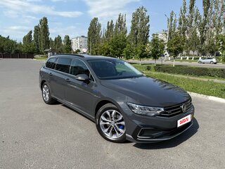 2019 Volkswagen Passat GTE B8 Рестайлинг, серый, 2300000 рублей, вид 1
