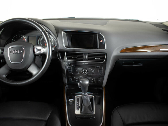 2011 Audi Q5 I (8R), красный - вид 15
