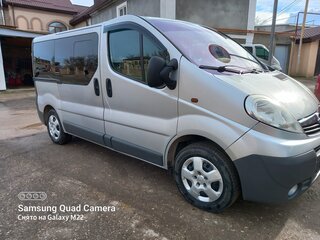 2011 Opel Vivaro A Рестайлинг, серебристый, 2050000 рублей, вид 3
