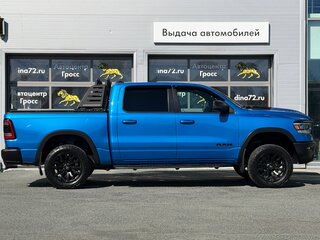 2022 Ram 1500 Quad Cab V, синий, 8300000 рублей, вид 4