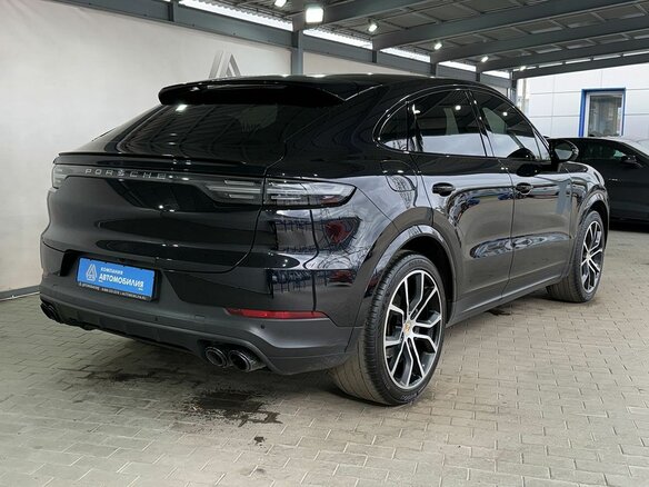 2020 Porsche Cayenne Coupé III, чёрный - вид 4