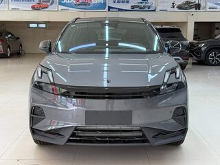 2026 Lynk & Co 06 I Рестайлинг, серебристый, 2050325 рублей, вид 2