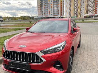 2023 JAC J7 I, красный, 1800000 рублей, вид 1