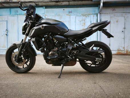 2018 Yamaha MT-07 (FZ-07), чёрный, 650000 рублей, вид 1