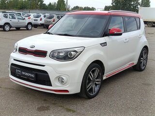 2018 Kia Soul II Рестайлинг, белый, 1690000 рублей, вид 1