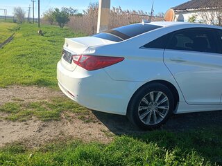 2012 Hyundai Sonata VI (YF), белый, 920000 рублей, вид 4