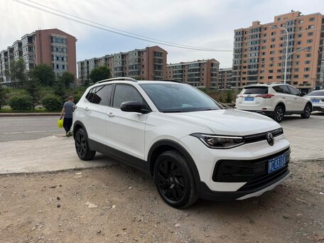 Volkswagen Tharu XR