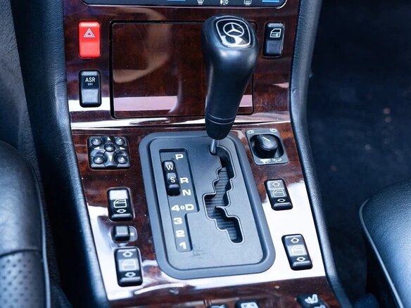 1997 Mercedes-Benz S-Класс 500 Long III (W140) Рестайлинг, серебристый, 4800000 рублей - вид 13