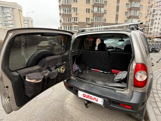 2012 Chevrolet Niva I Рестайлинг, серый, 600000 рублей, вид 5